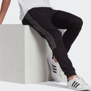 🆕ADIDAS 3 Stripes Sweat Pant